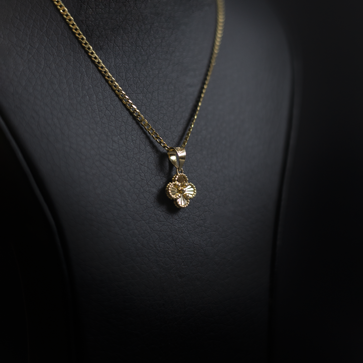 Dije Van Cleef 14k