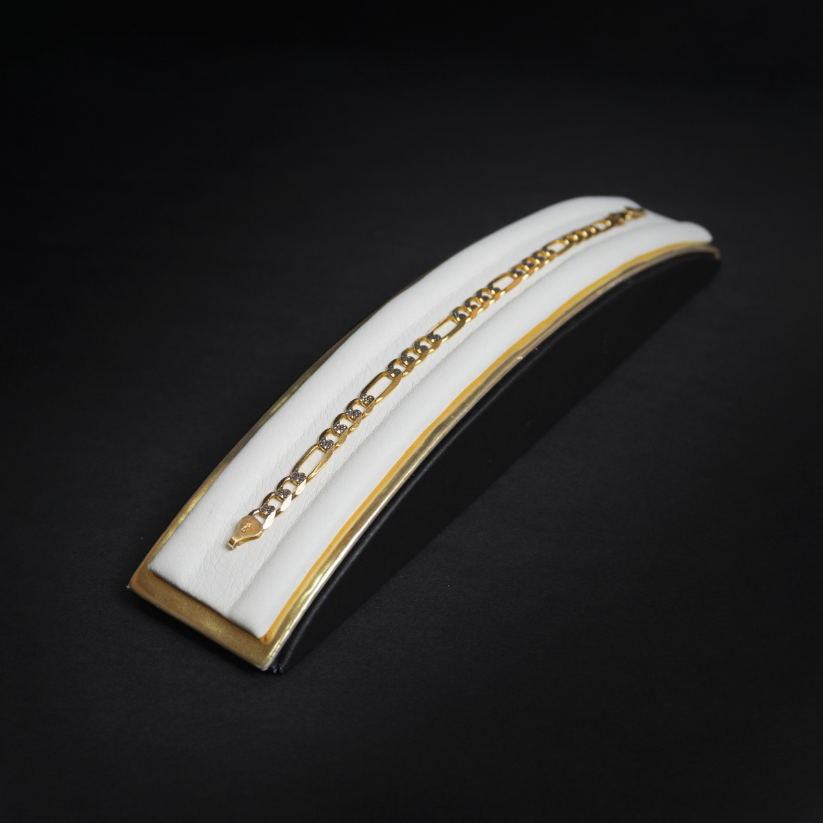 Pulsera cartier martillada 10k