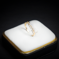Anillo con Zirconias 10k