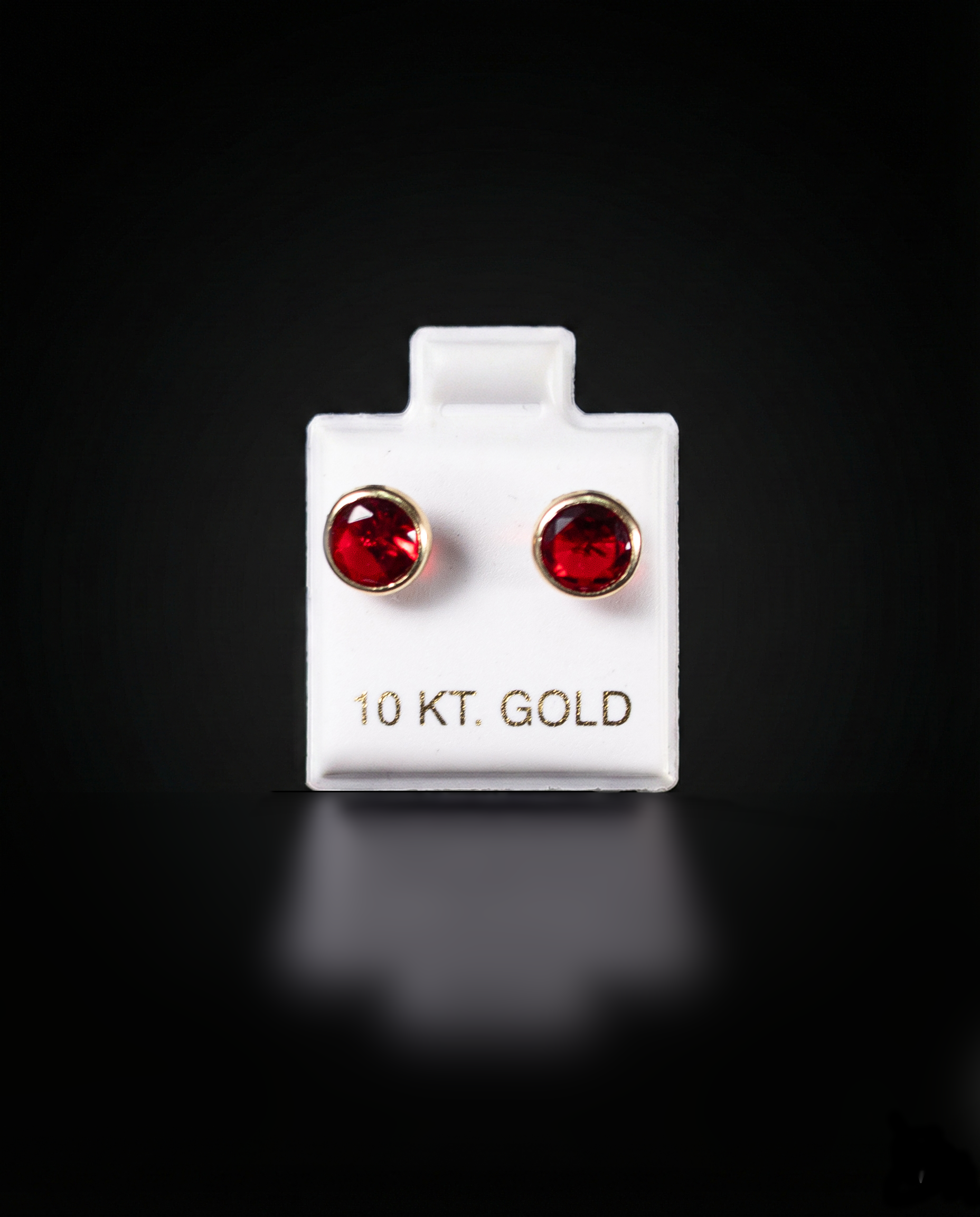 Aretes bisel con Zirconia roja 10k