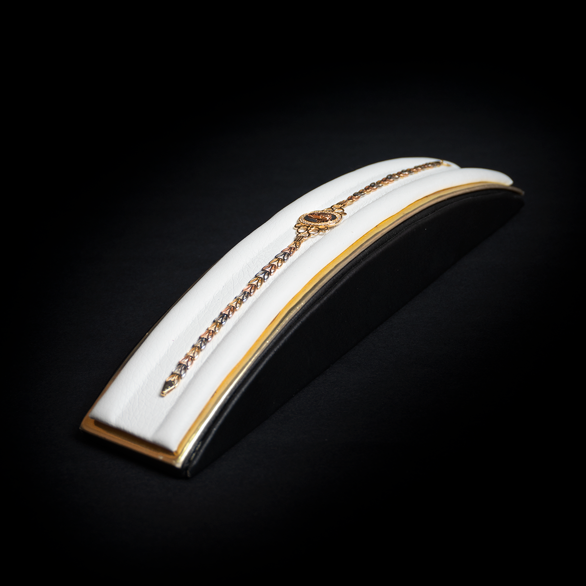 Pulsera de Virgen 14k