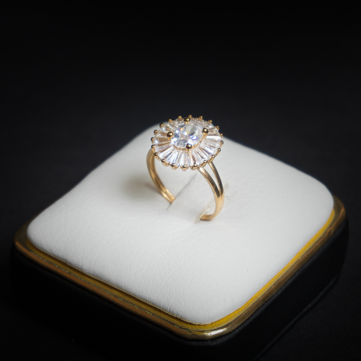 Anillo Compromiso Circular 10k