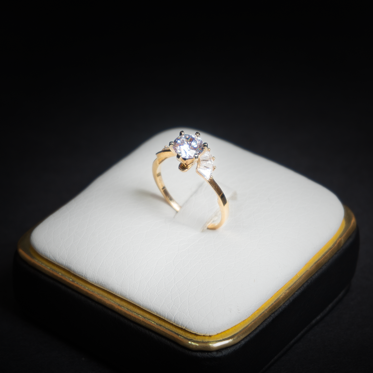 Anillo Compromiso Corazón 14k