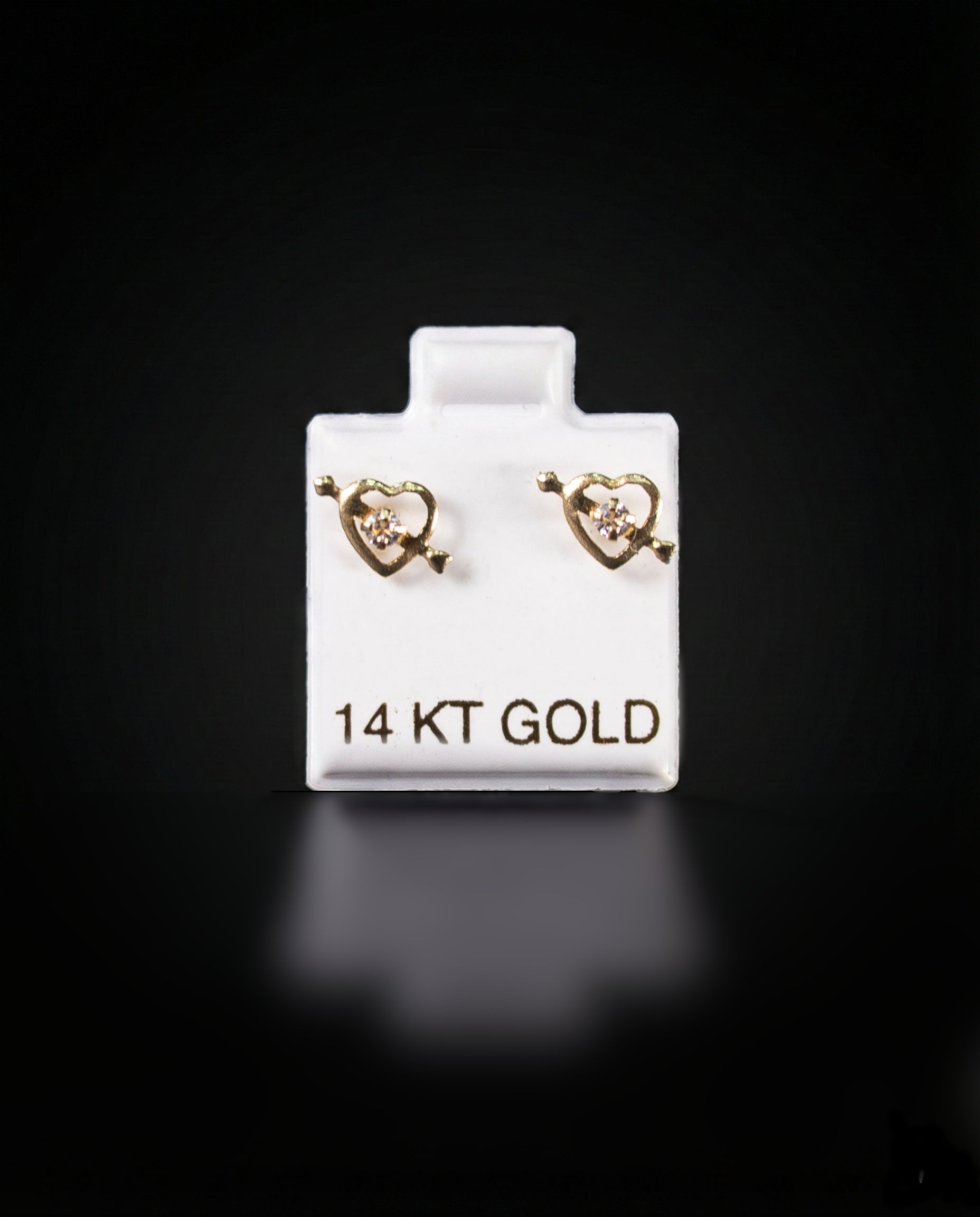 Aretes corazón con flecha 14k