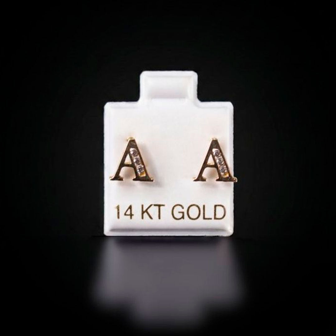 Aretes inicial "A" con zirconias blancas 14k
